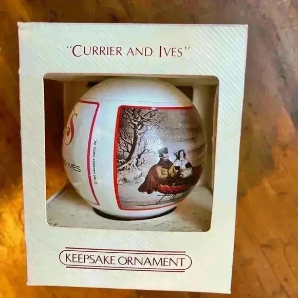 Hallmark vintage 1982 ornament “Currier and Ives” - Picture 5 of 5